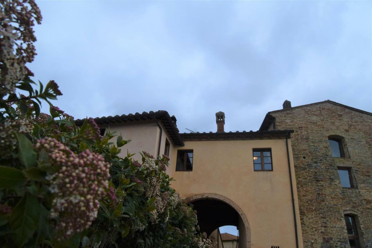 La Tosca Country House Apartment San Gimignano Exterior photo